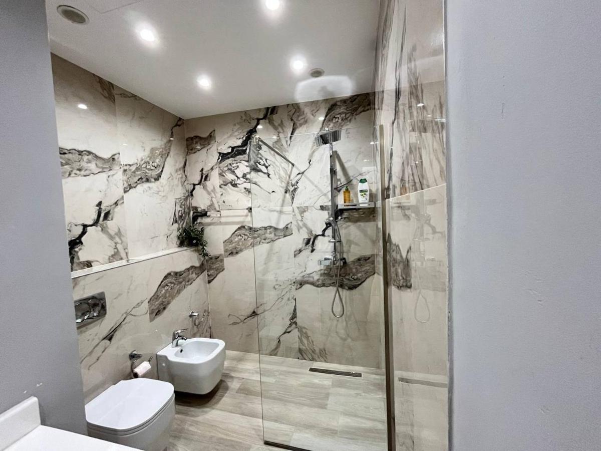Flat 86 - Explore The Heart Of Tirana Exterior photo